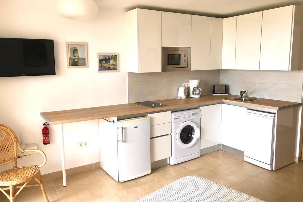 Modern & Spacious Studio Isla, Puerto Del Carmen Тіас Екстер'єр фото
