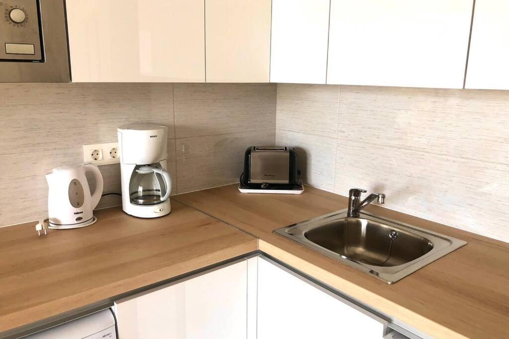 Modern & Spacious Studio Isla, Puerto Del Carmen Тіас Екстер'єр фото